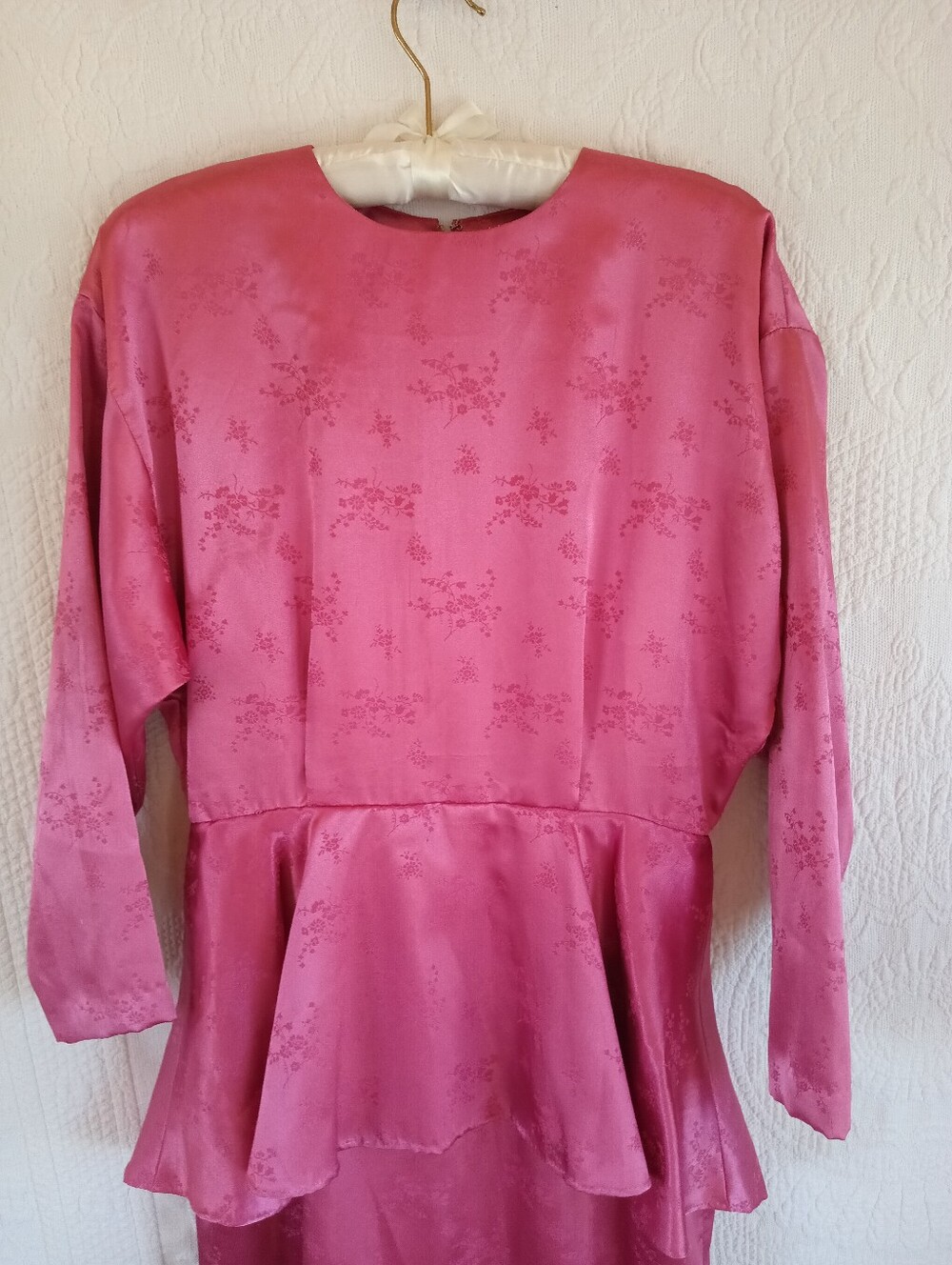 Vintage Pink Peplum Long-Sleeve Midi Dress Satin Floral 80s Barbie Girl OOAK 10 - Picture 3 of 16